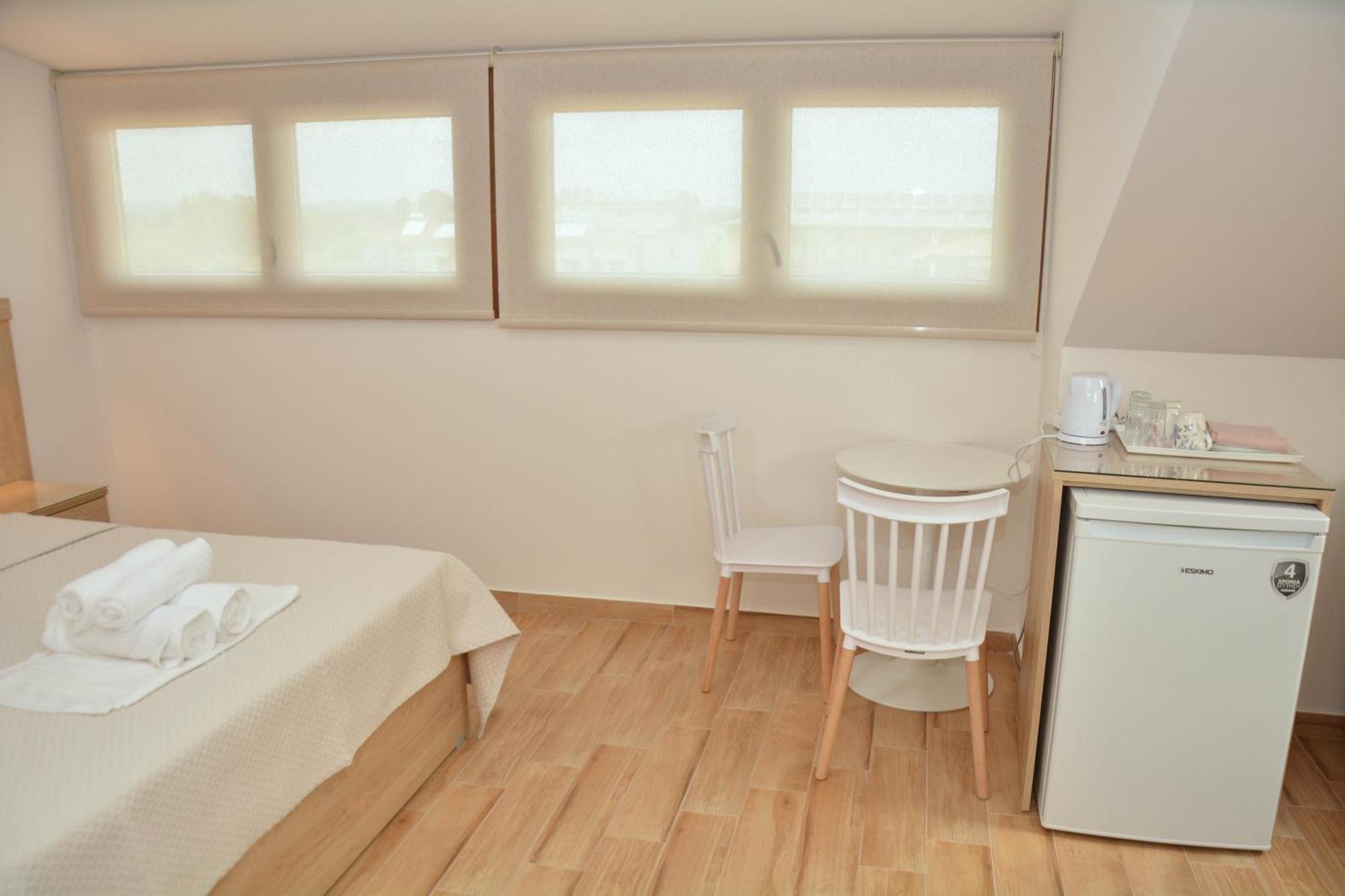 Denis Studios And Apartments Paralia Katerinis Room photo