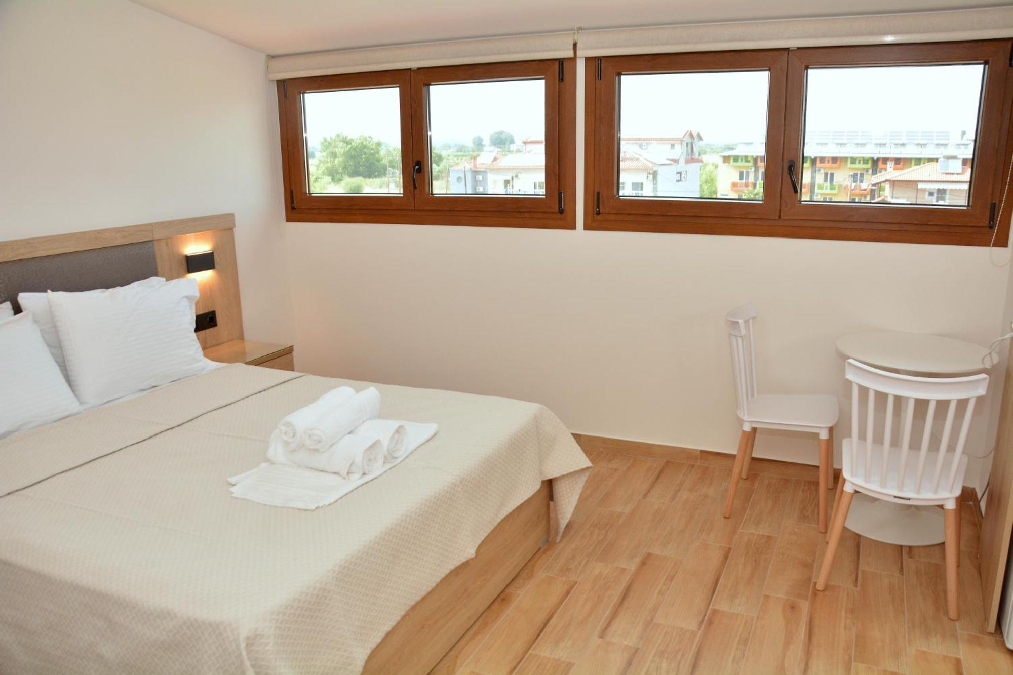 Denis Studios And Apartments Paralia Katerinis Room photo